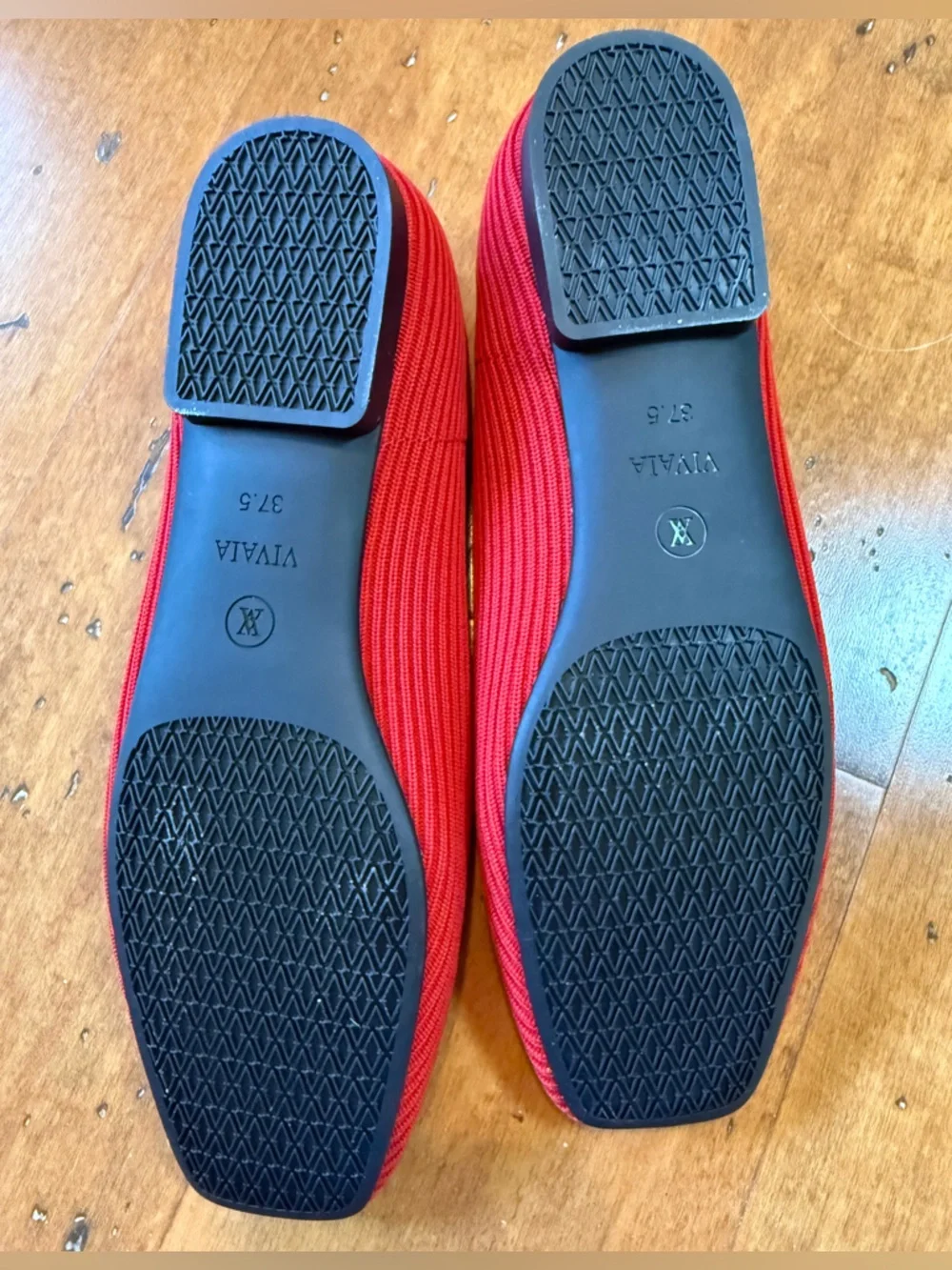 Vivaia margot red